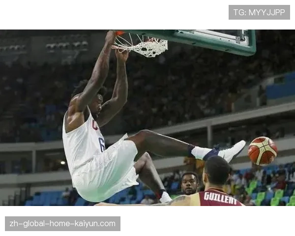 斯特鲁斯14投9中24分三分10中6成骑士外线火力源 斯特鲁斯14投9中24分三分10中6成骑士外线火力源